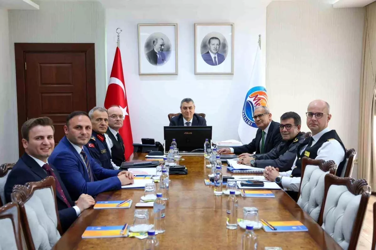 Mersin'de güvenlik masaya yatırıldı: 816 aranan şahıs yakalandı