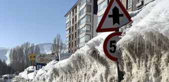 O kentimizde kar kalınlığı trafik tabelasının yüksekliğine ulaştı