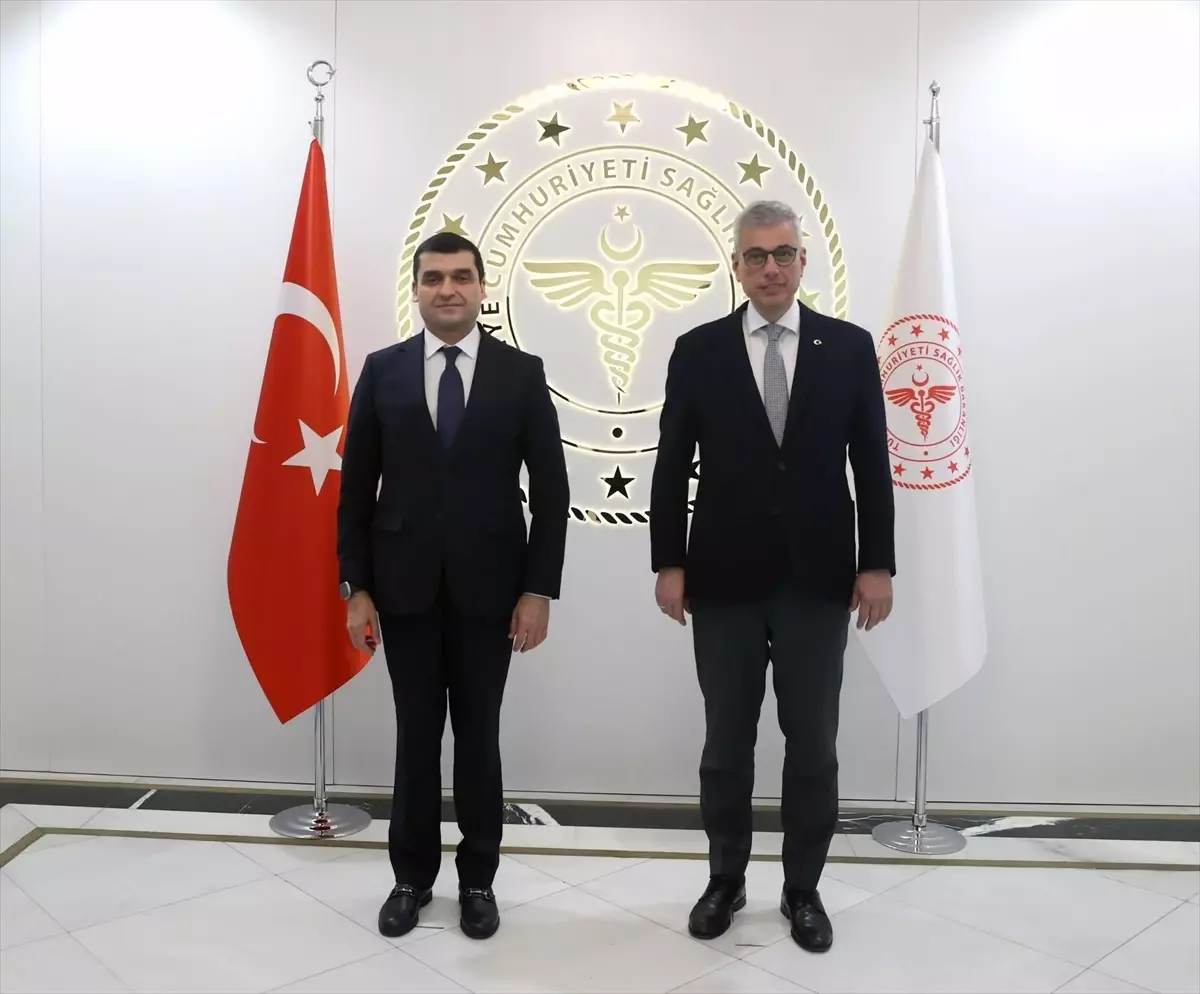 Sağlık Bakanı Memişoğlu, Özbekistanlı mevkidaşı Hudayarov ile görüştü