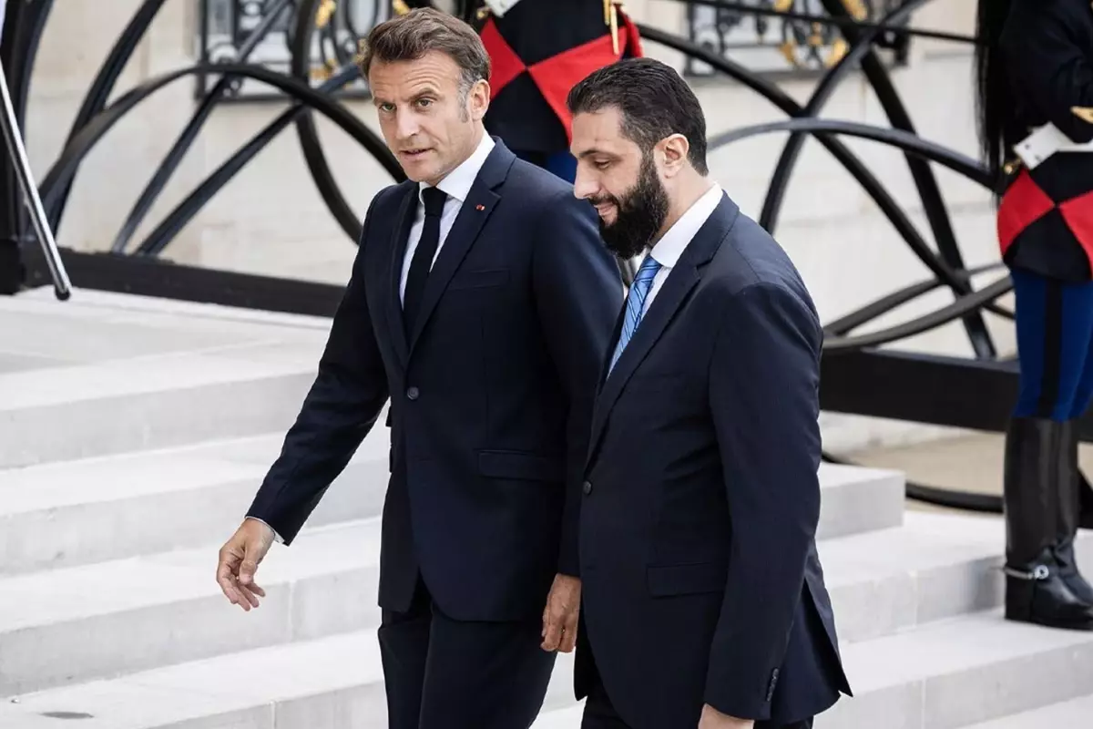 Şara'dan Macron'a görülmemiş ayar! Fransız lider öfkeden deliye döndü