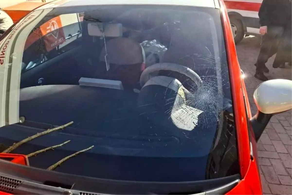 Sinop'ta otomobilin çarptığı yaya yaralandı