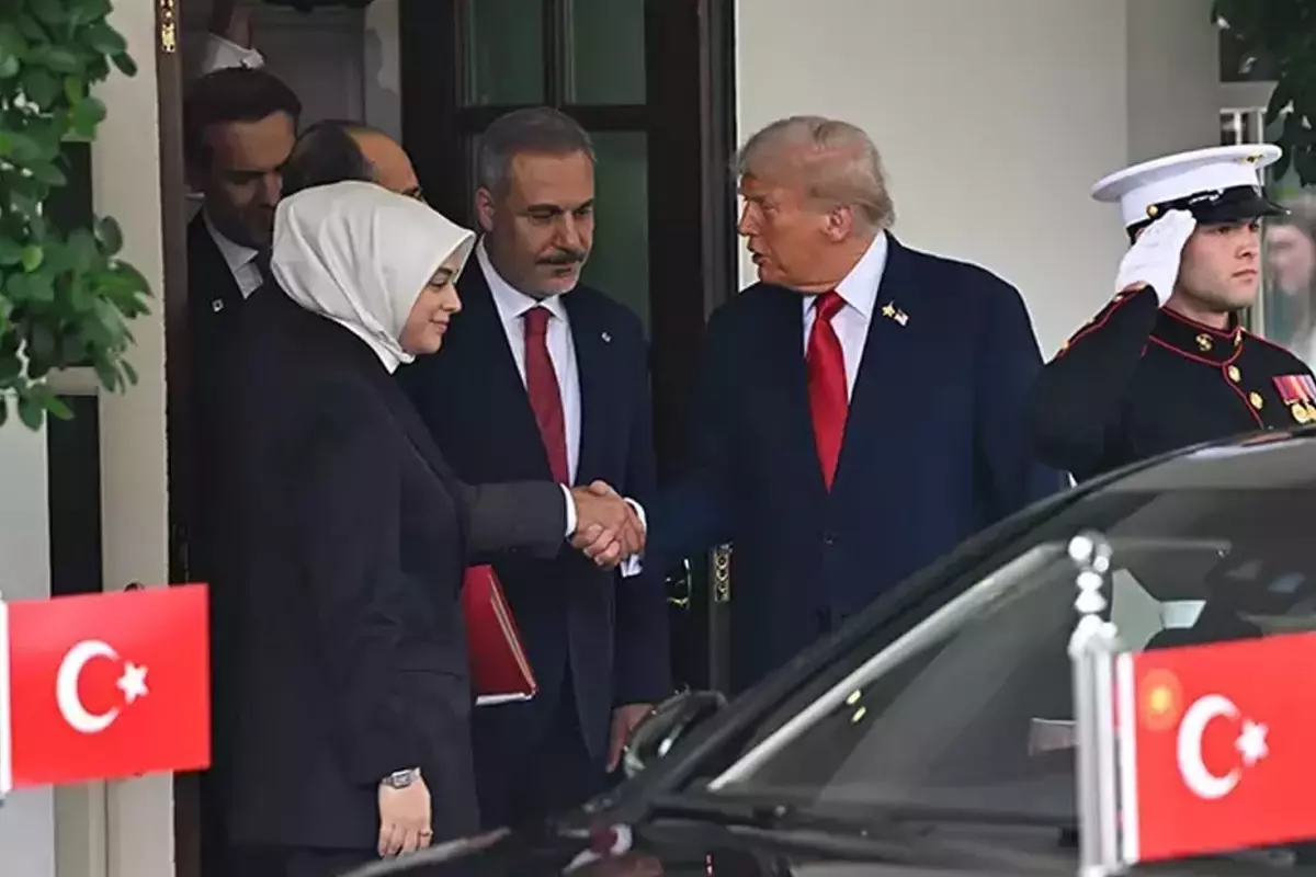 Trump'ın tehdidinden dakikalar sonra Bakan Fidan'dan İran hamlesi