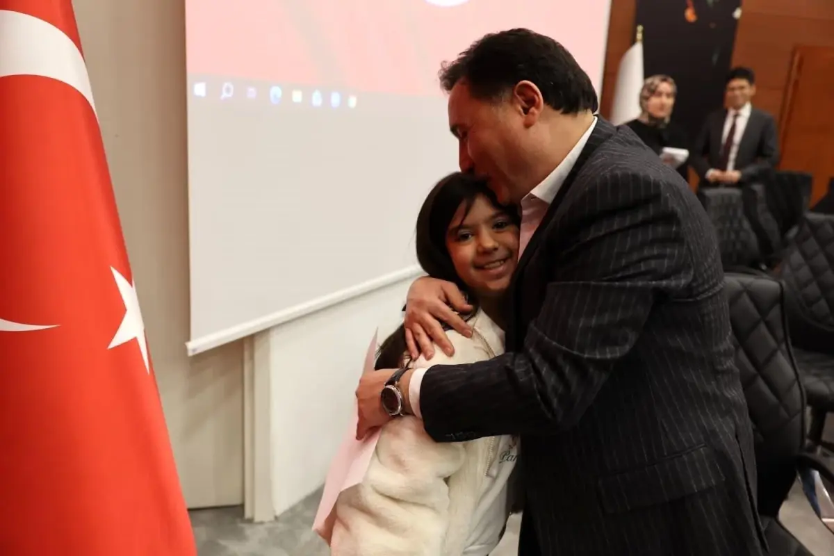 Vali Çiçek vatandaşlarla buluşmaya devam ediyor