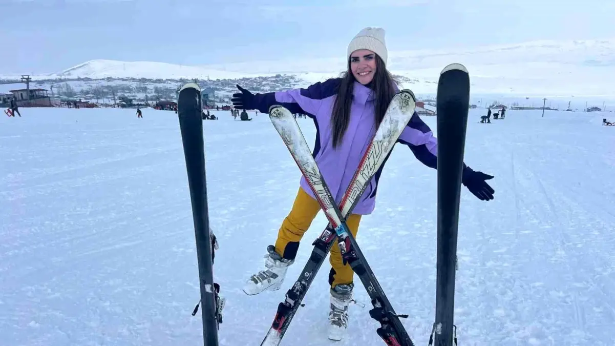 Van'daki kayak merkezi hafta içi de yoğun ilgi görüyor