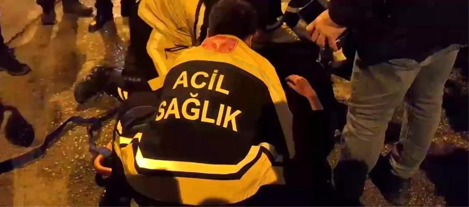 Yolda baygın bulunan kadın hastaneye kaldırıldı