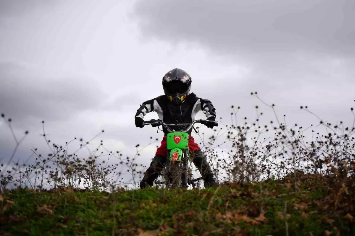 5 yaşındaki Ertuğrul'un motosiklet hikayesi Kur'an-ı Kerim ile başladı