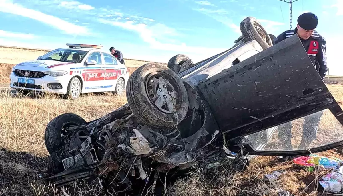 Aksaray'da takla atan otomobilin sürücüsü yaralandı