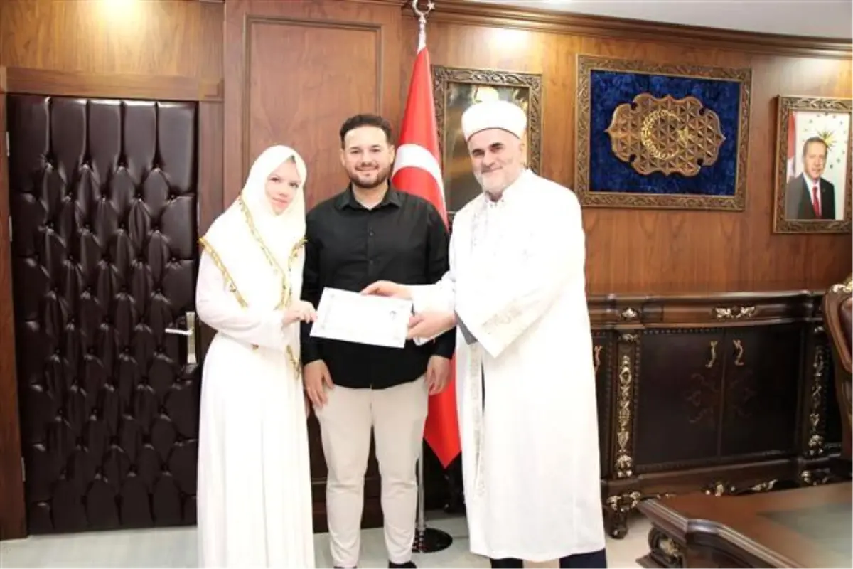 Alman Anna, Amasya'da Müslüman oldu