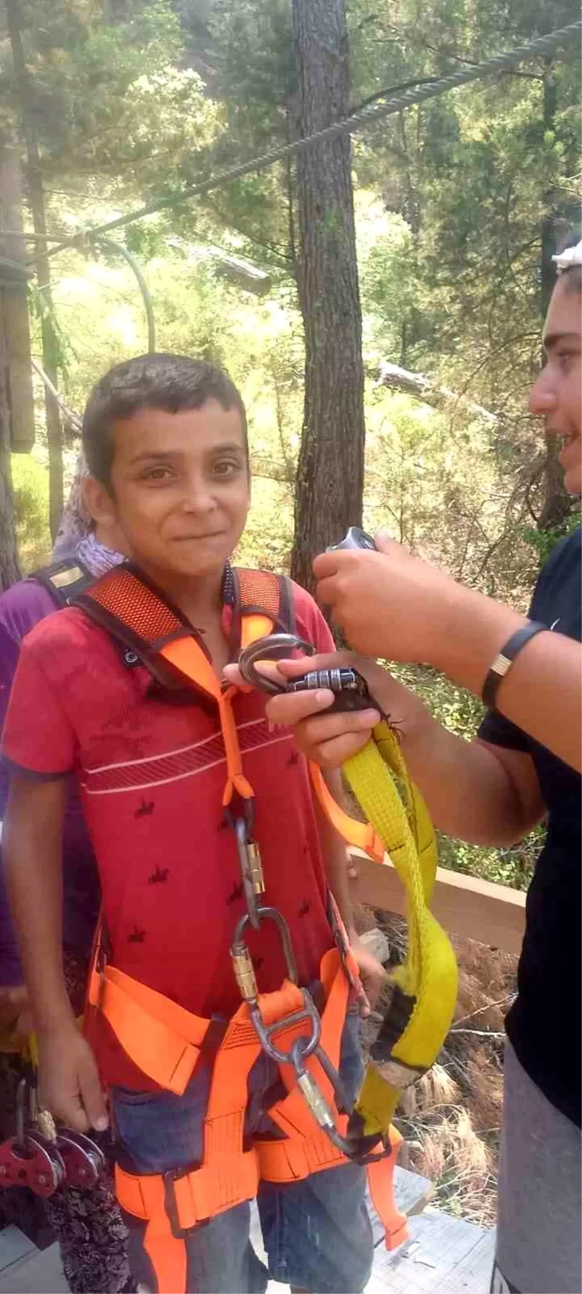 Antalya'da kaybolan 11 yaşındaki çocuk Adana'da bulundu