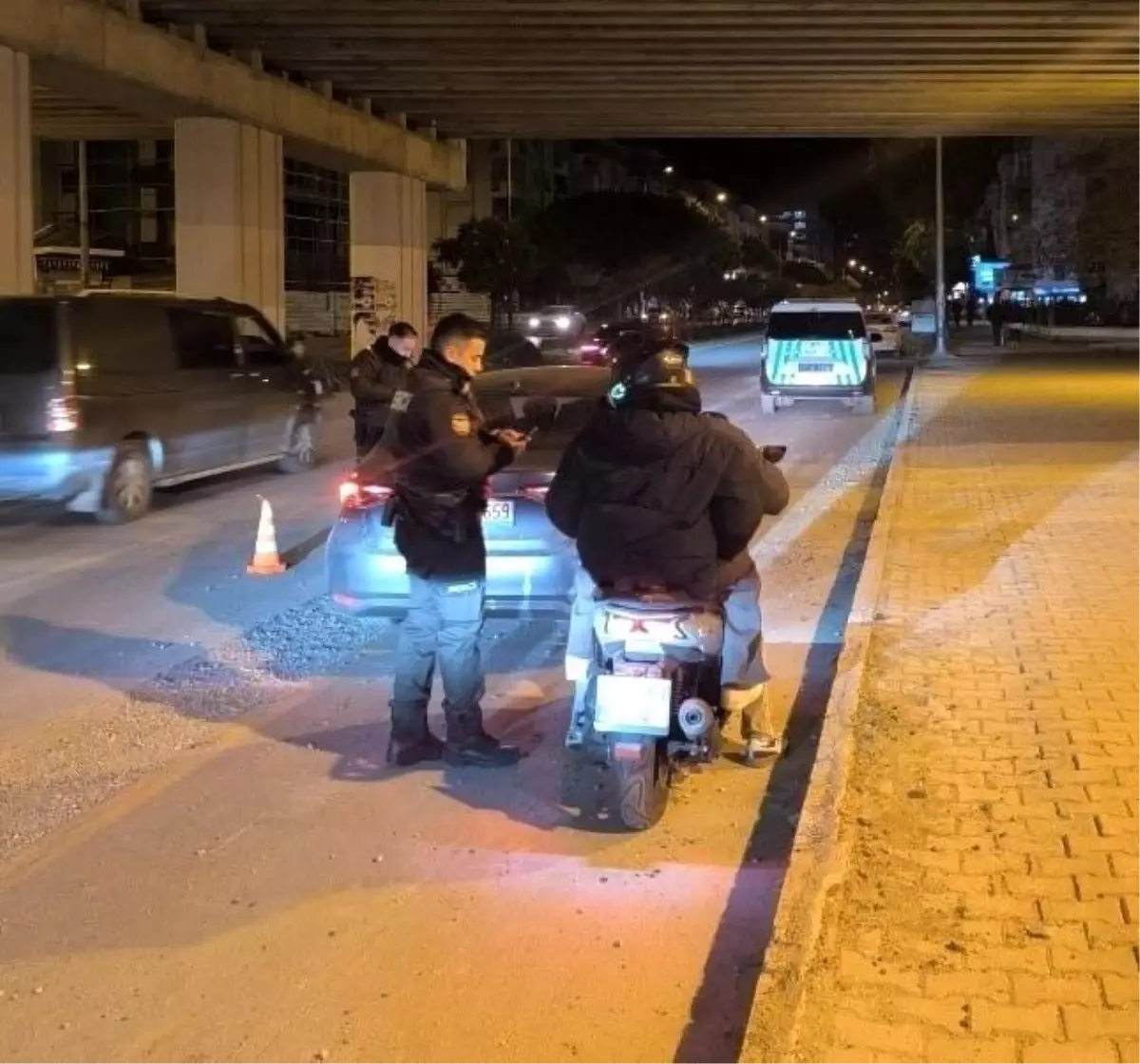 Antalya'da son 2 haftada 502 şahıs tutuklandı