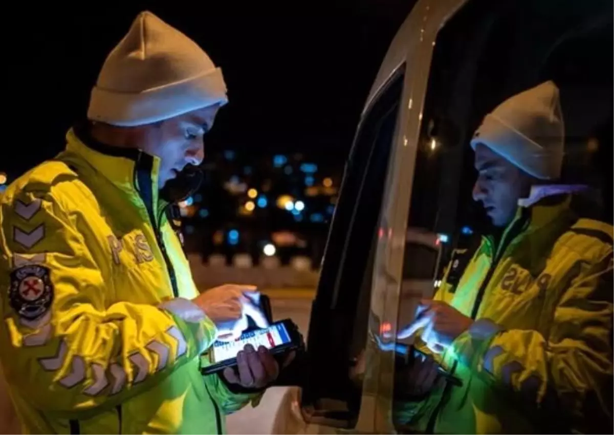 Bilecik'te şehirlerarası otobüslere sivil trafik denetimi