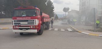 Dodurga'da yangın çıkan otomobilde hasar oluştu