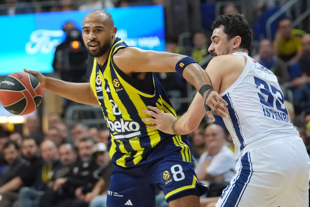 EuroLeague'de Türk derbisini Fenerbahçe Beko kazandı