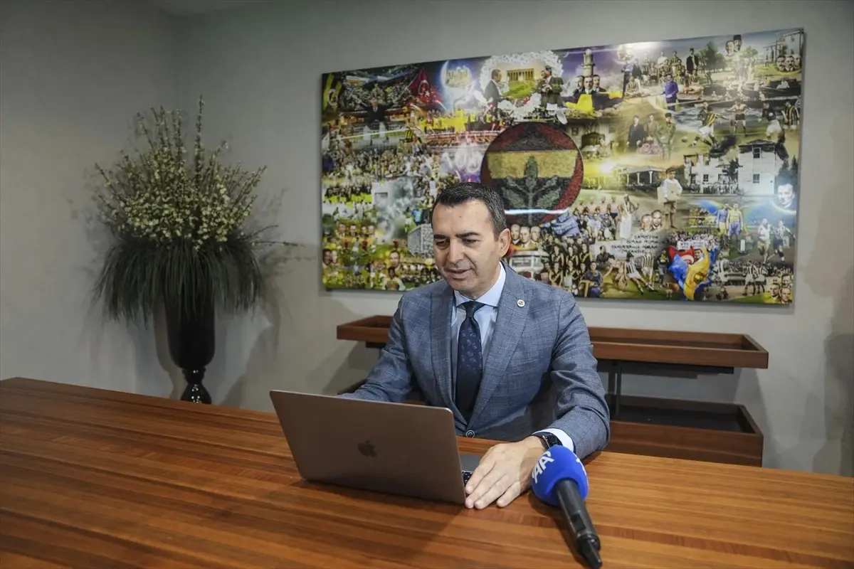 Fenerbahçe Kulübü Yöneticisi Adem Köz, AA'nın "Yılın Kareleri" oylamasına katıldı