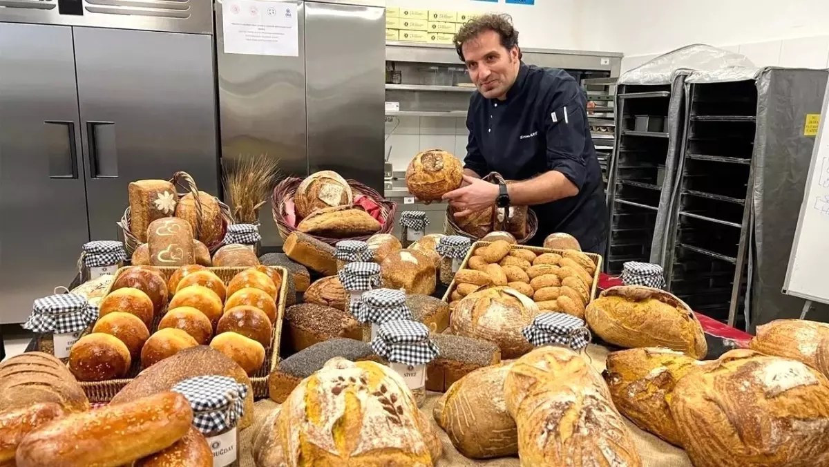 Geleceğe mayalanan eller