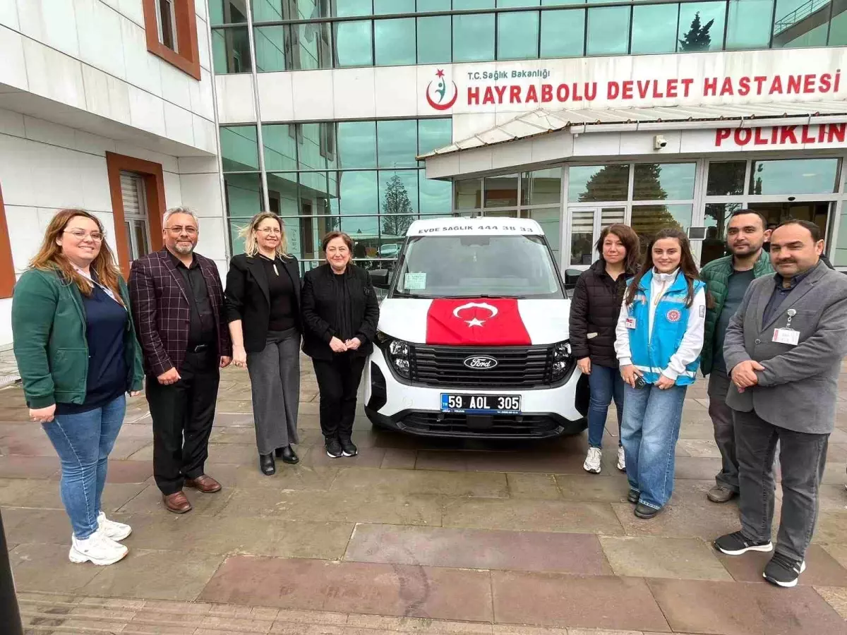 Hayrabolu'da hayırsever iş kadınından evlere şifa taşıyacak bağış