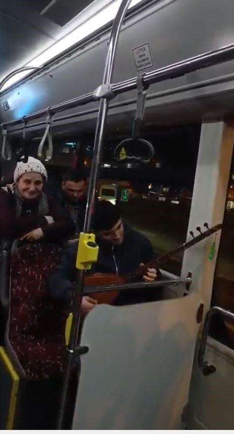 Musical journey on the IETT bus