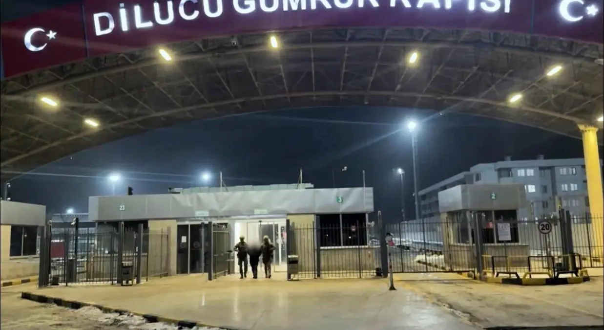 Iğdır'da aranan hükümlü Dilucu Sınır Kapısı'nda yakalandı
