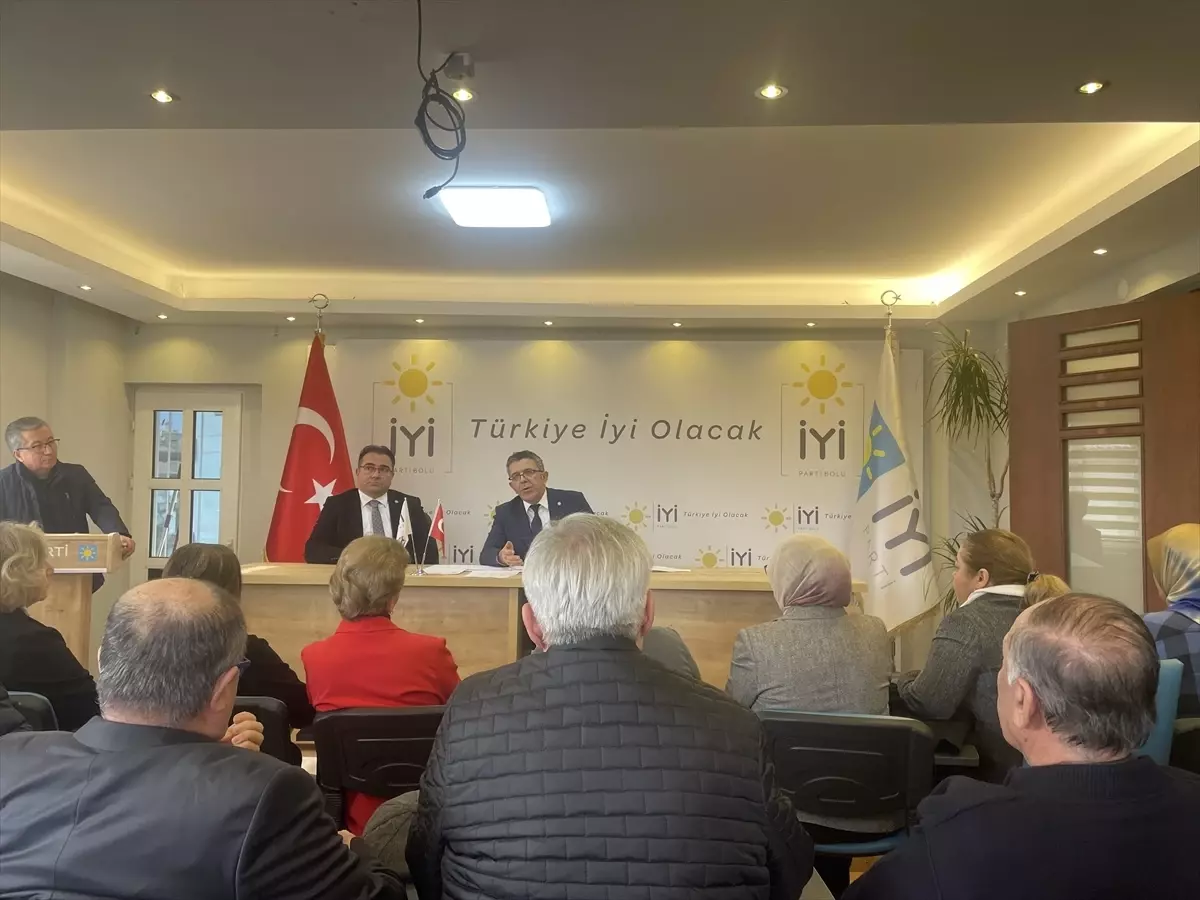İYİ Parti Genel Başkan Yardımcısı Öztürk, Bolu'da partililerle buluştu