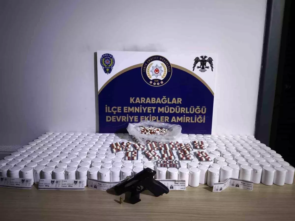 İzmir'de binlerce uyuşturucu hap ele geçirildi