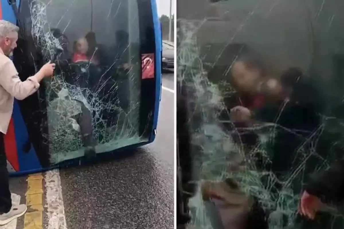 Kağıthane'de devrilen cezaevi nakil aracından yaralıların kurtarılma anları görüntülendi