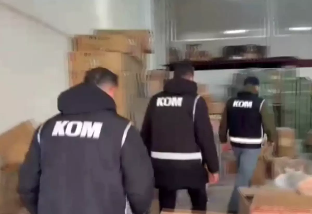 Kahramanmaraş'ta bin 422 adet kaçak telefon ele geçirildi