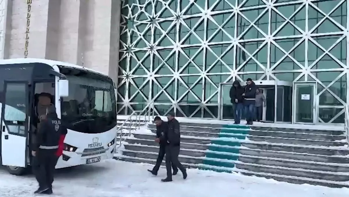 Kars'ta fuhuş operasyonu: 20 gözaltı, fuhuşa sürüklenen 21 kadın kurtarıldı