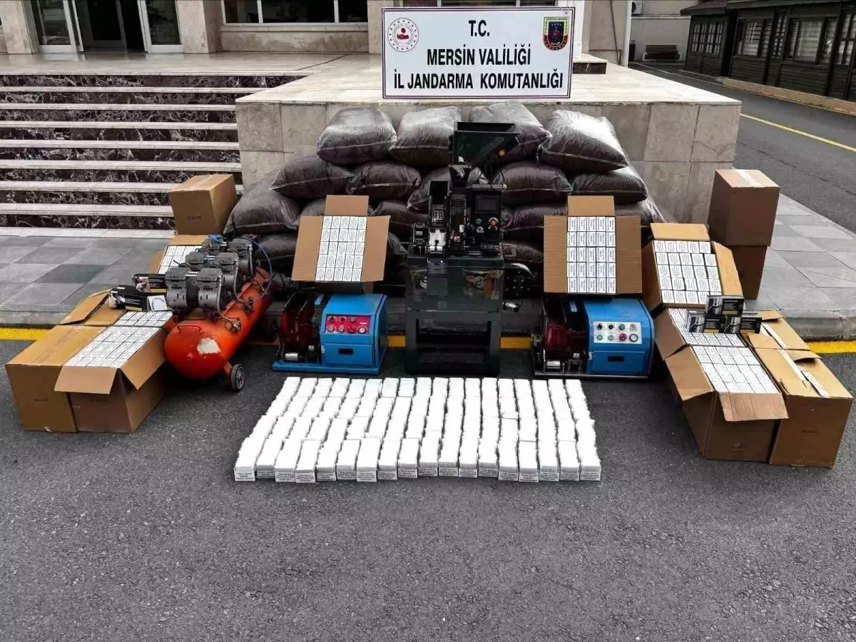 Mersin'de kaçak tütün ve makaron ele geçirildi
