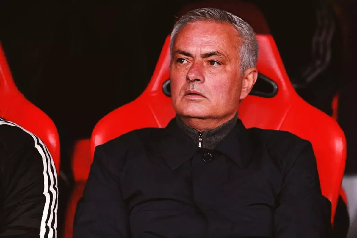 Peri masalı! Mourinho'nun Benfica'sı 90+8'de kalecisinin attığı golle Real Madrid'i devirdi ve ilk 24'e kaldı