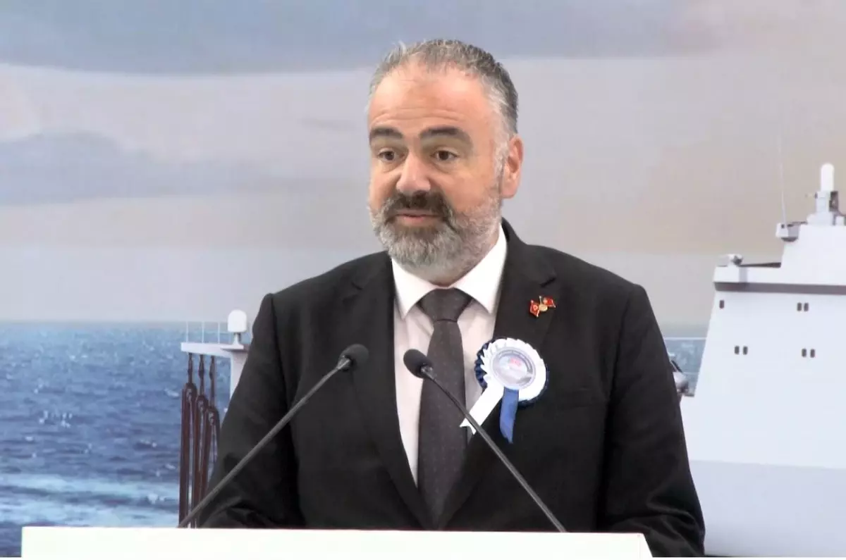 Portekiz denizde ikmal ve lojistik destek gemilerinin blokları kızağa alındı