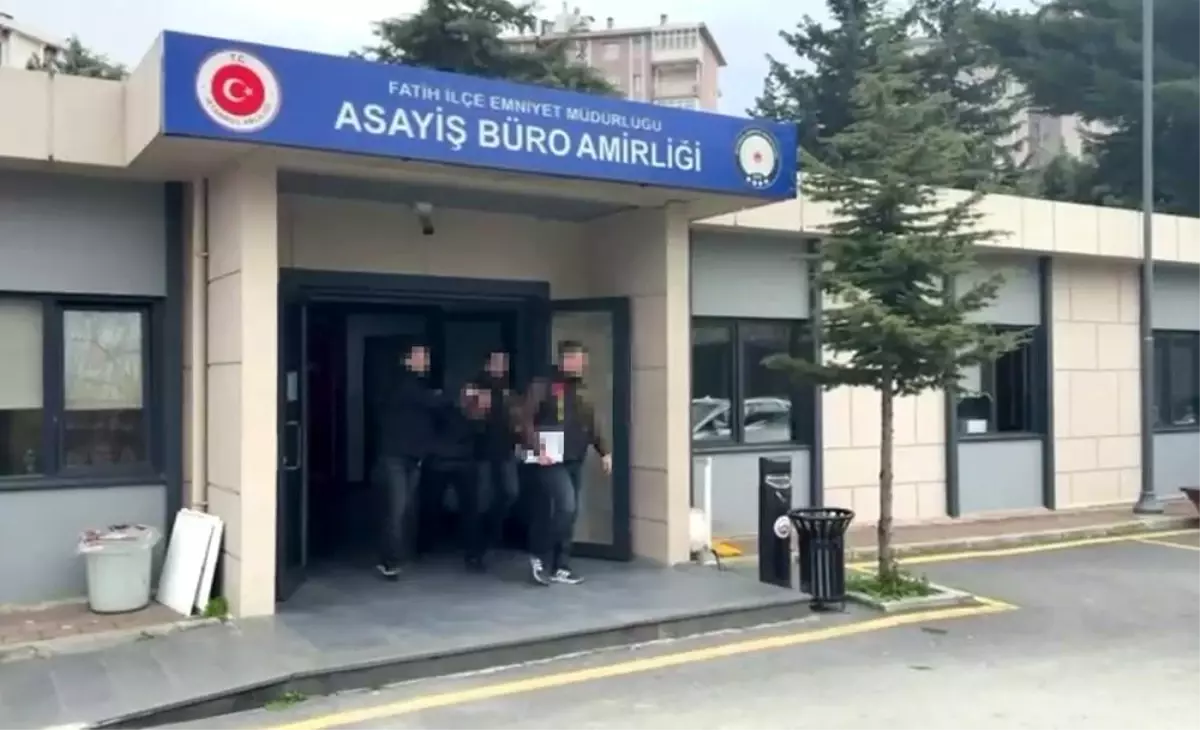 Tartıştığı kişiyi silahla vurup başında bekledi