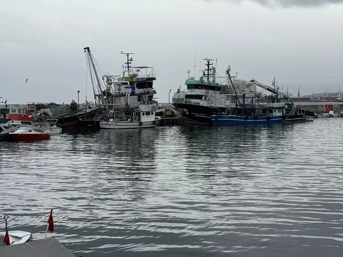 Tekirdağ'da lodos deniz ulaşımını olumsuz etkiliyor