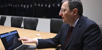 Türkiye'nin Berlin Büyükelçisi Turan, AA'nın 'Yılın Kareleri' oylamasına katıldı