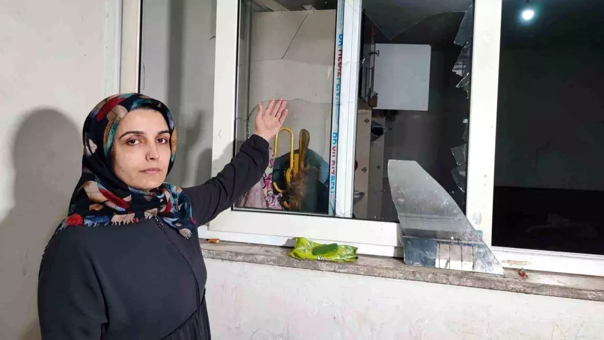 Adana'da 4 çocuk annesinin 'Ölmek istemiyorum' feryadı: Kocası eşyaları parçaladı