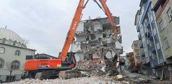Canik'te Soğuksu Kentsel Dönüşüm Projesi kapsamında 741 binanın yıkımı sürüyor