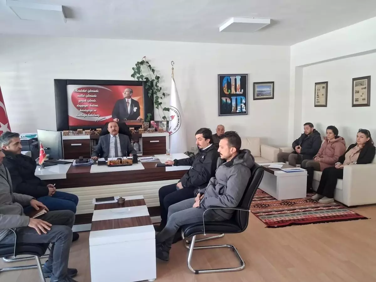 Çıldırda okul müdürleri toplandı