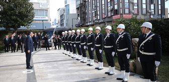 Cumhurbaşkanı Yardımcısı Yılmaz, Antalya'da olumsuz hava koşullarından etkilenen sera çiftçilerini ziyaret etti