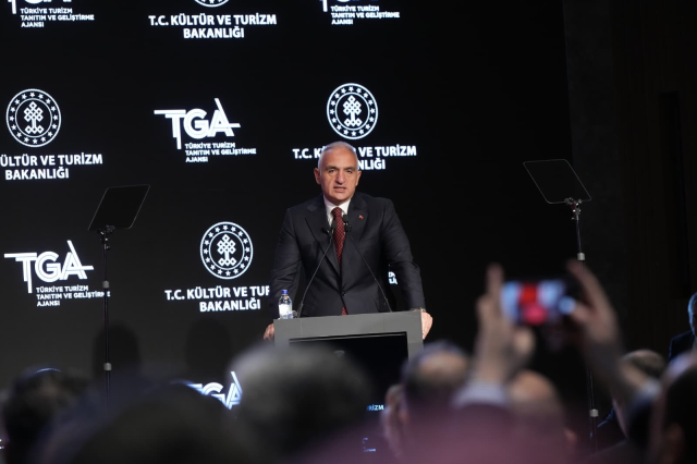 A first in the history of the Republic! Tourism revenue broke a record with 65.2 billion dollars