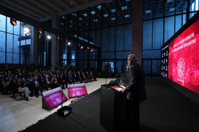 A first in the history of the Republic! Tourism revenue broke a record with 65.2 billion dollars