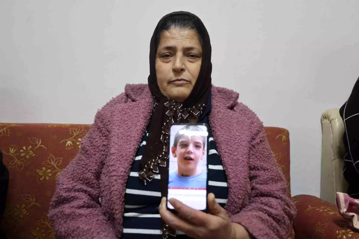 Depremle birlikte öksüz ve yetim kalan siyam ikizi kardeşleri 9 yaşında ölüm ayırdı