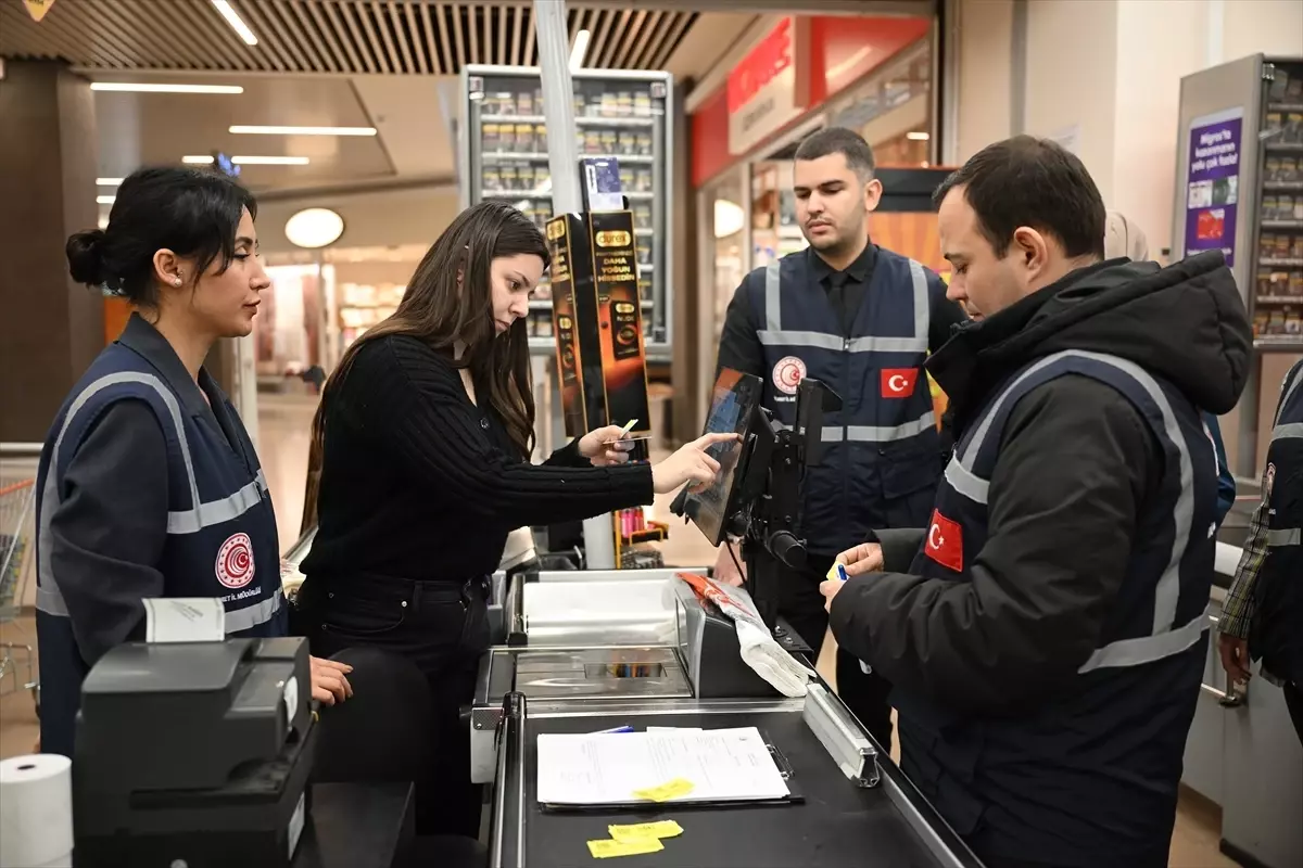Edirne'de ramazan öncesi market ve restoranlarda fiyat denetimi yapıldı