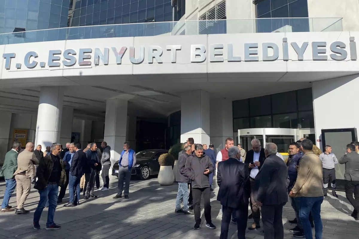 Esenyurt Belediyesi Temizlik İşleri Müdürü: Oğlum çektiği çizgilerle şafak sayıyor