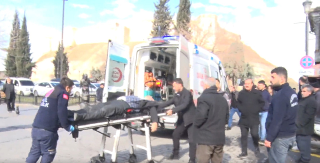 Citizens passing by performed CPR on the elderly man whose heart stopped in Gaziantep