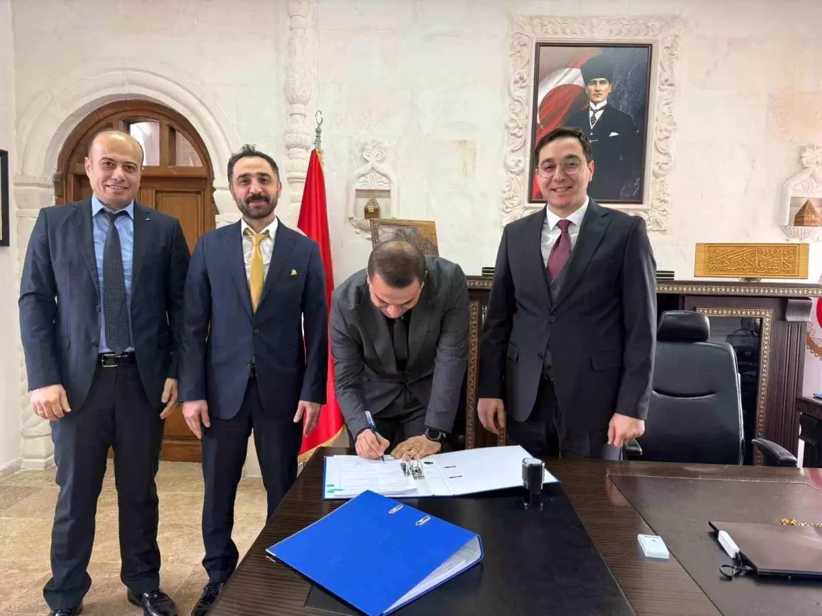 Gercüş'te 11,5 milyon lira hibe desteği almaya hak kazanan proje için imzalar atıldı