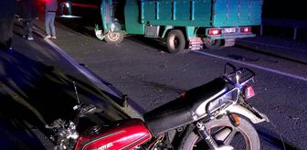 Giresun'da motosikletle kamyonetin çarpıştığı kazada 2 kişi öldü