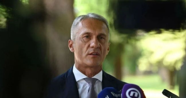 Karadağ Cumhurbaşkanı Danışmanı Dejan Vuksic kimdir, evli mi? Dejan Vuksic kaç yaşında, nereli? Karadağ Cumhurbaşkanı Danışmanı Dejan Vuksic kimdir, evli mi? Dejan Vuksic kaç yaşında, nereli?