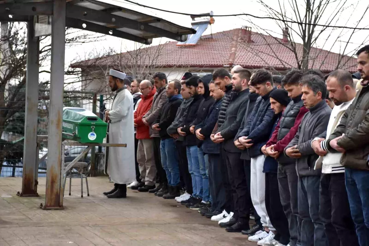 Kavgada tüfekle vurulan genç son yolculuğuna uğurlandı