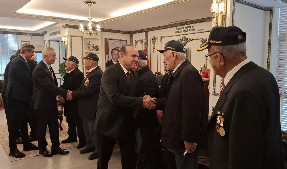 KKTC Başbakan Yardımcısı Ataoğlu, Beypazarı'nda Kıbrıs gazileriyle bir araya geldi