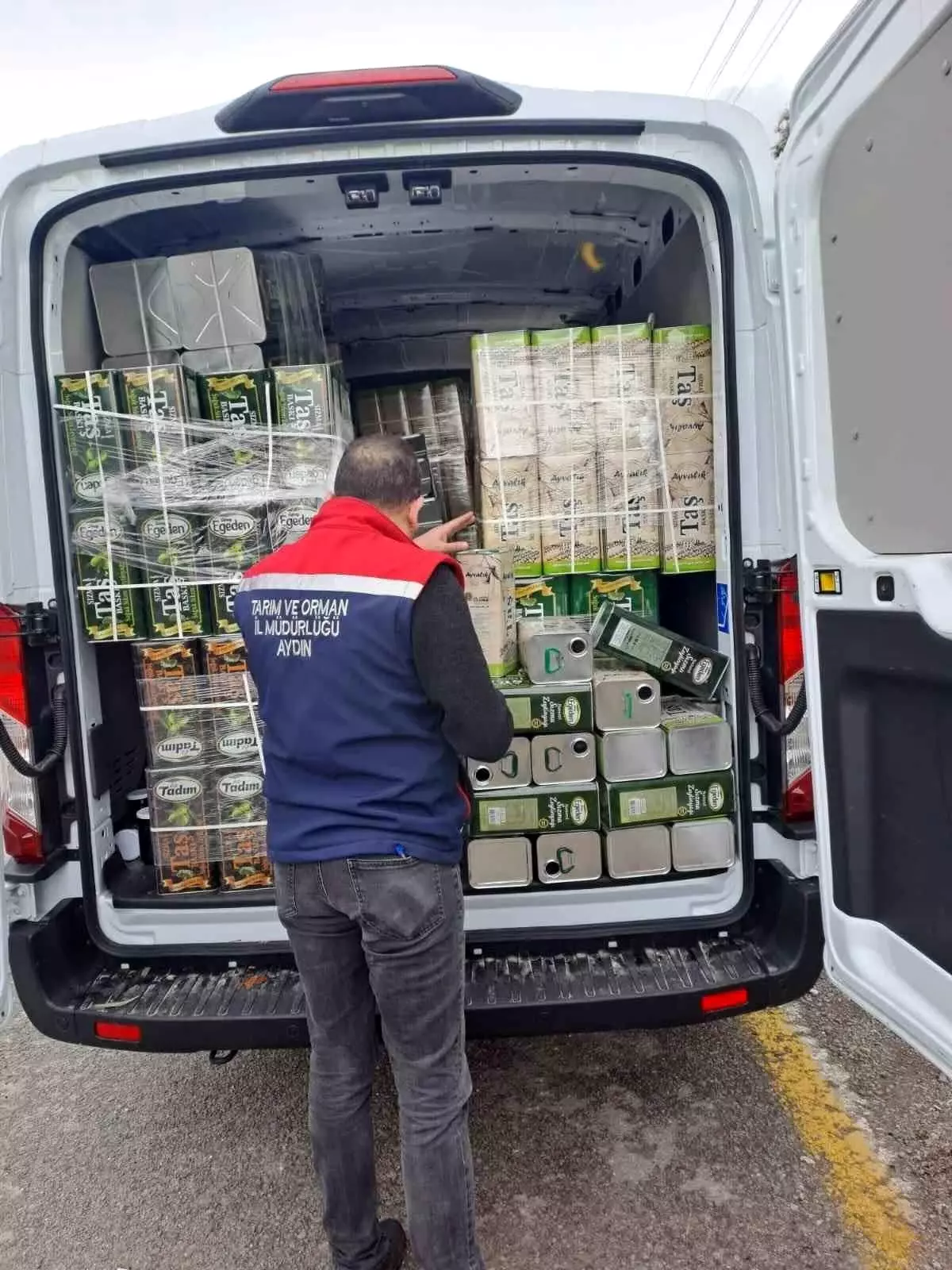 Köşk'te sahte zeytinyağı operasyonu: 3 ton yağa el konuldu