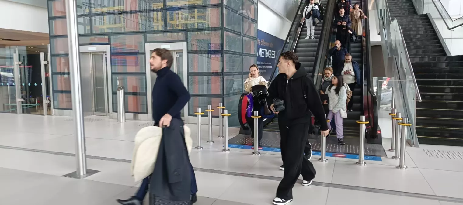 Kristjan Asllani, Beşiktaş için İstanbul'da